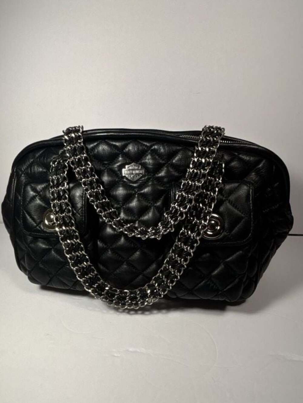 Like new Harley-Davidson Black Quilted Leather Multi-Pocket Chain Strap Bag